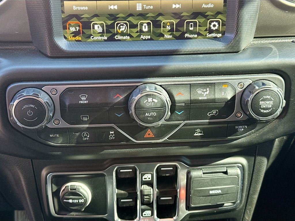 2023 Jeep Wrangler Sahara