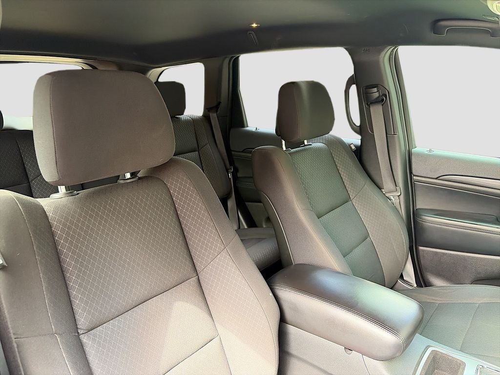 2019 Jeep Grand Cherokee Laredo E