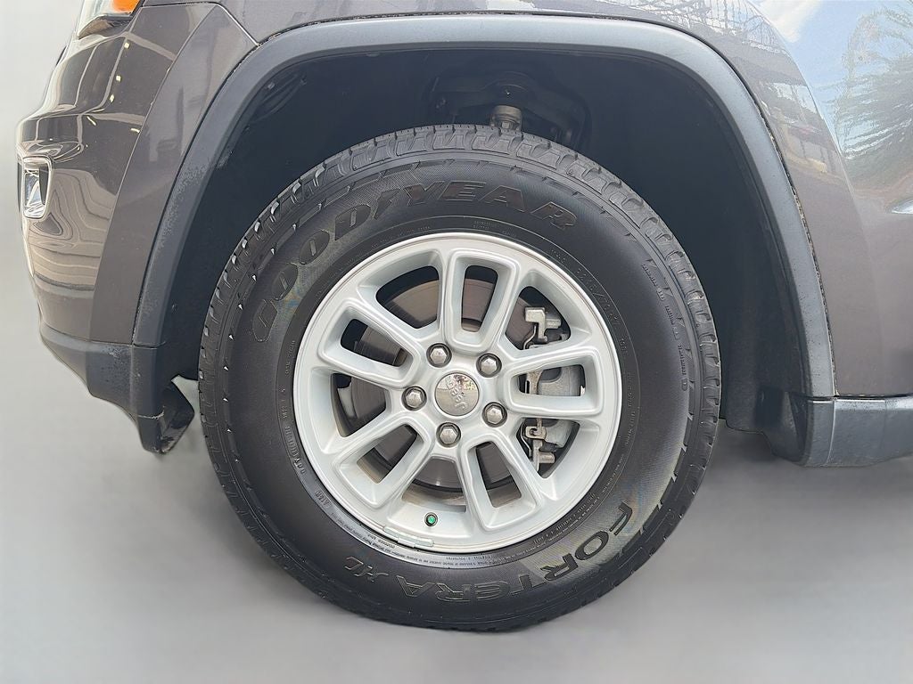2019 Jeep Grand Cherokee Laredo E