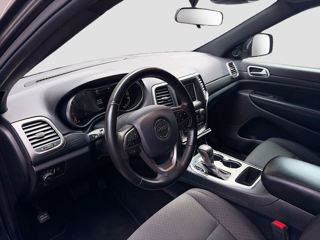 2019 Jeep Grand Cherokee Laredo E