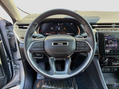 2022 Jeep Grand Cherokee L Laredo