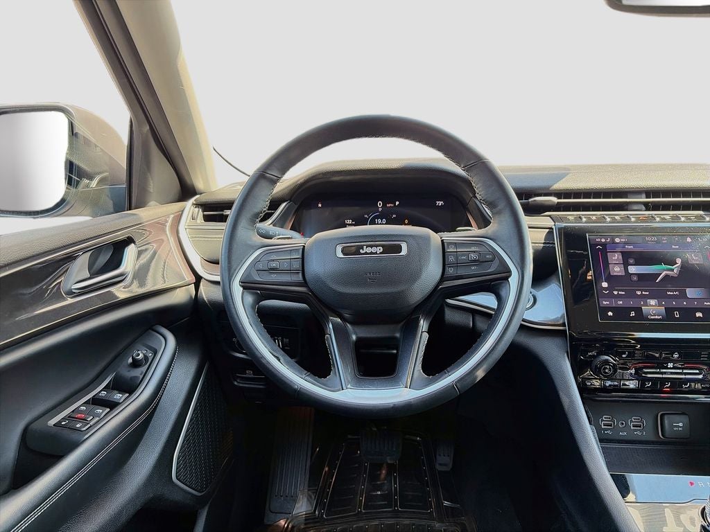2022 Jeep Grand Cherokee L Laredo
