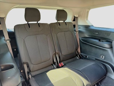 2022 Jeep Grand Cherokee L Laredo