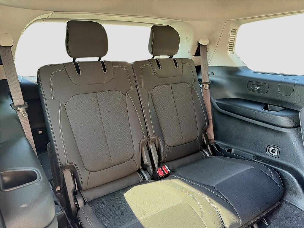 2022 Jeep Grand Cherokee L Laredo