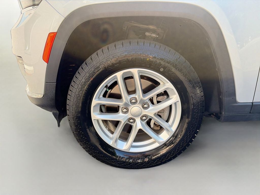 2022 Jeep Grand Cherokee L Laredo