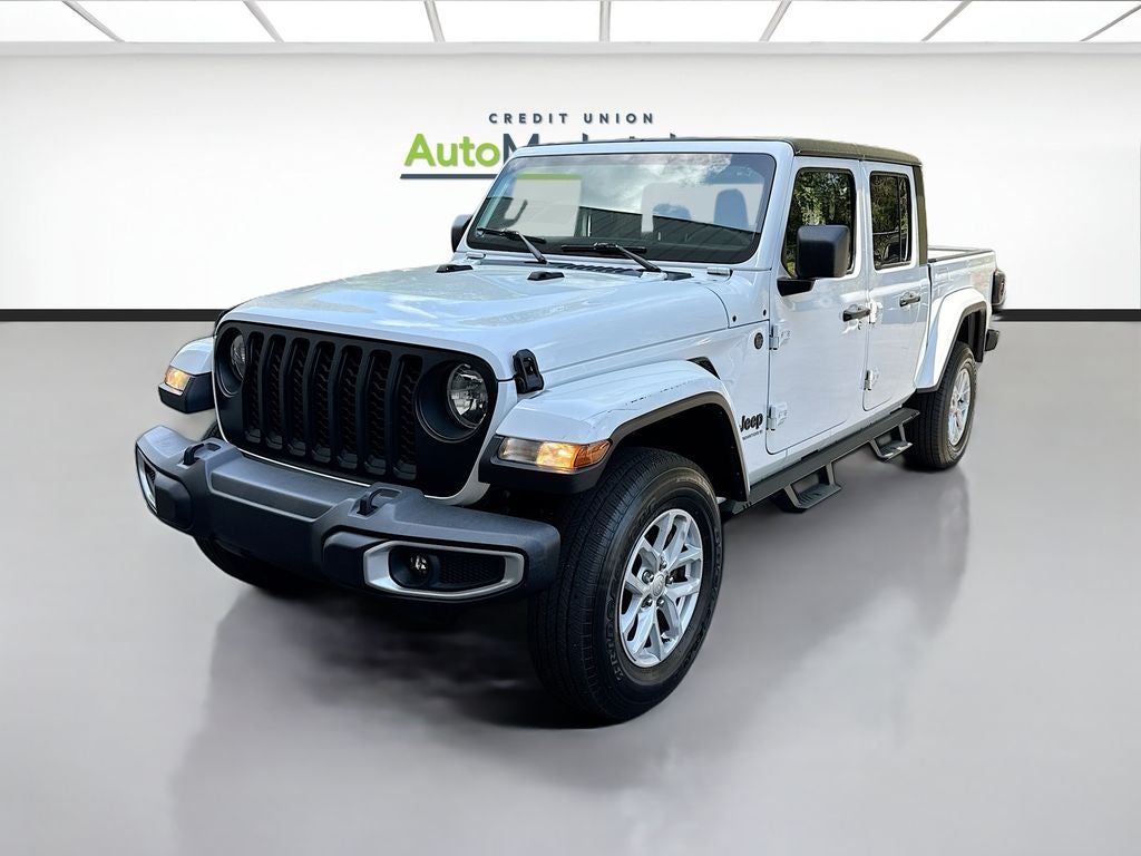 2023 Jeep Gladiator Sport S