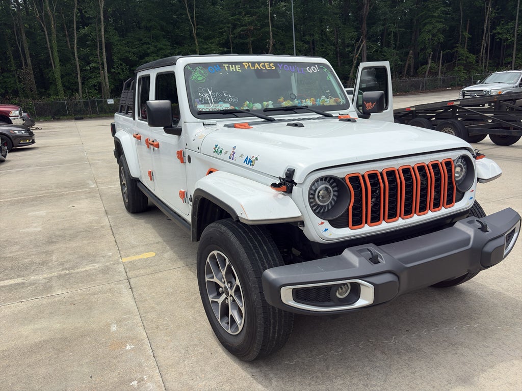2024 Jeep Gladiator Sport S's photo