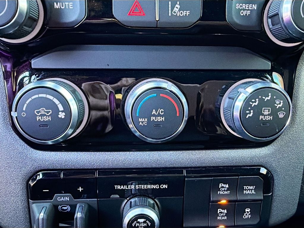 2025 RAM 1500 Tradesman