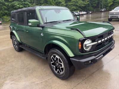 2024 Ford Bronco Outer Banks