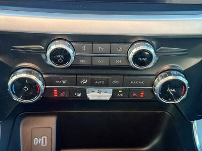 2023 Ford F-150 Lightning XLT