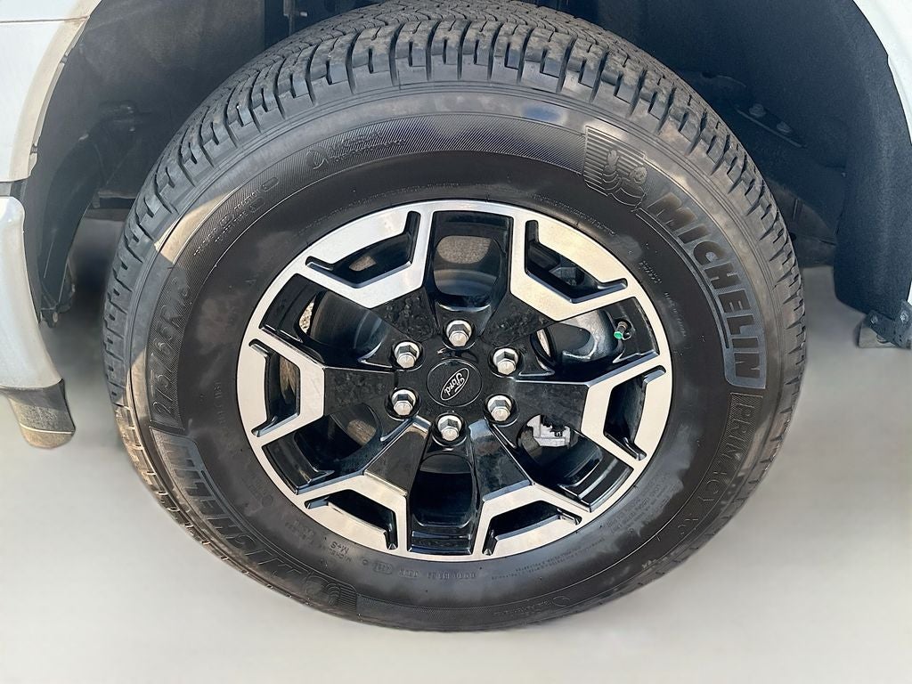 2023 Ford F-150 Lightning XLT