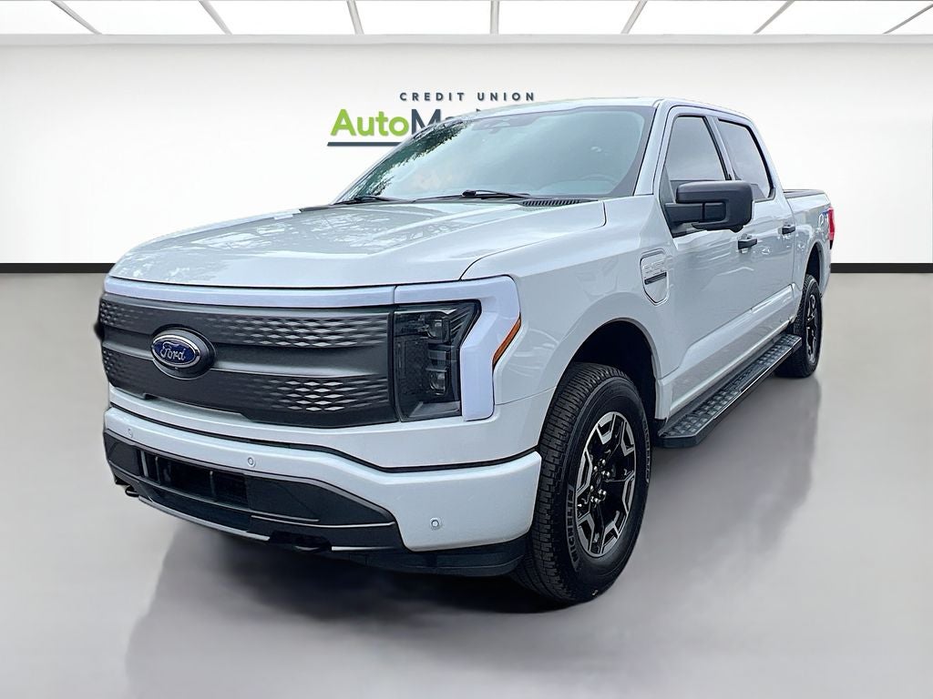 2023 Ford F-150 Lightning XLT