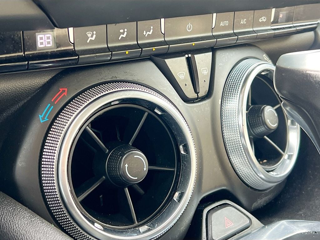 2022 Chevrolet Camaro 1LT