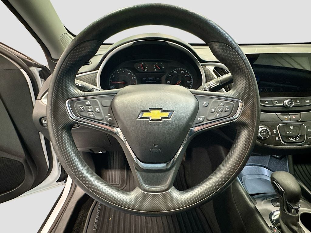 2024 Chevrolet Malibu LS