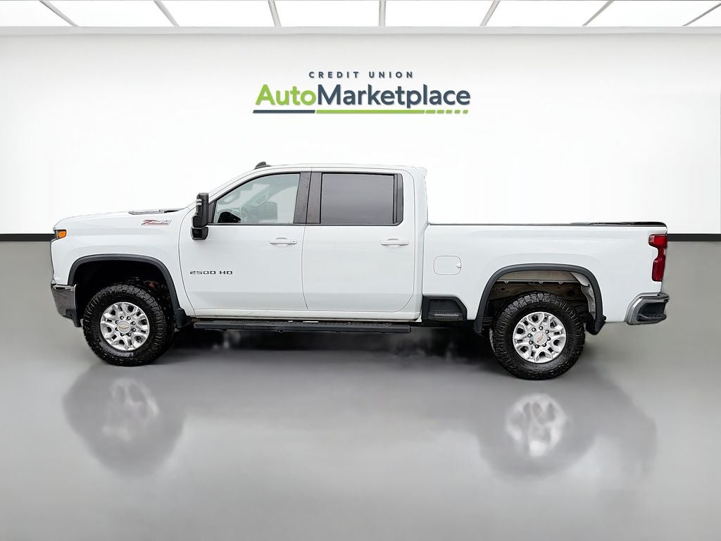 2021 Chevrolet Silverado LT