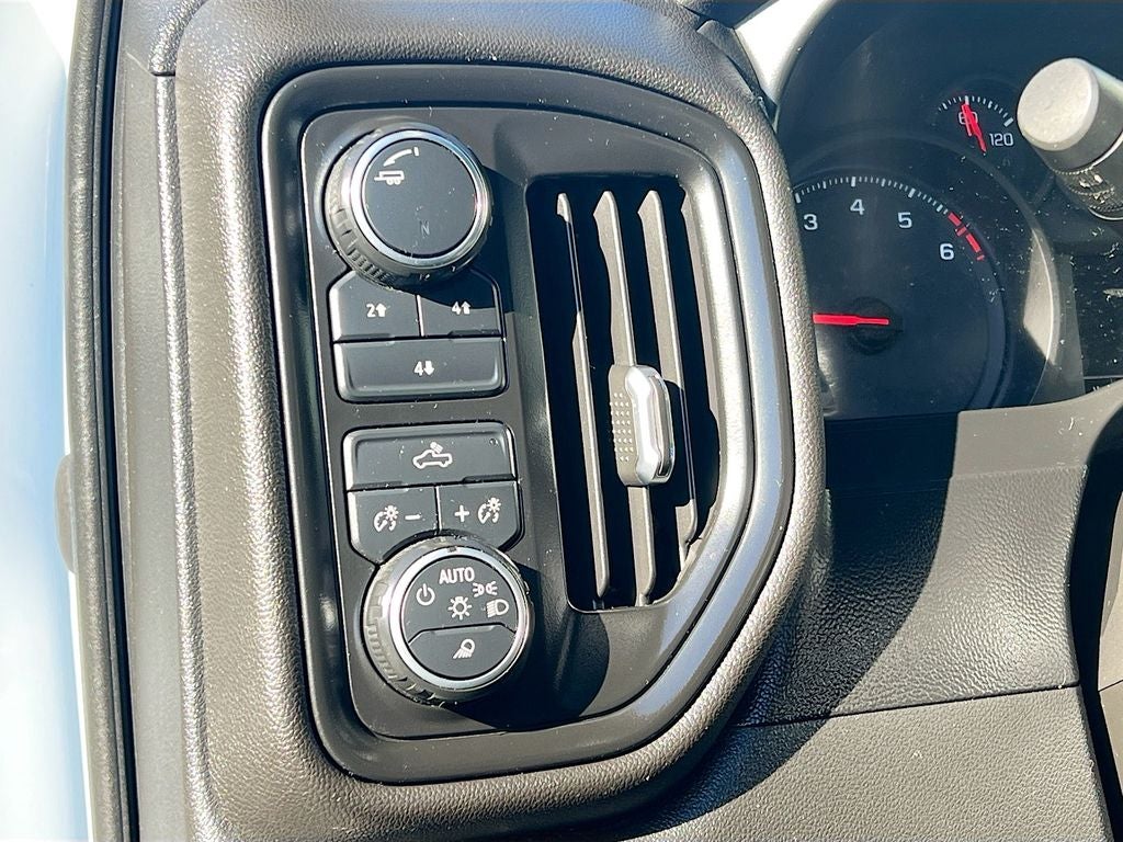 2020 Chevrolet Silverado Custom