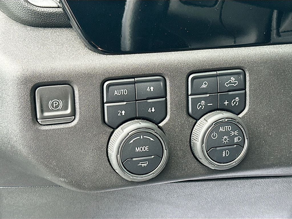 2024 Chevrolet Silverado LTZ