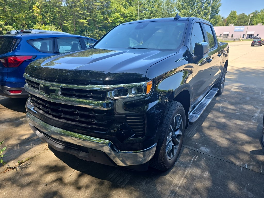 2024 Chevrolet Silverado LT