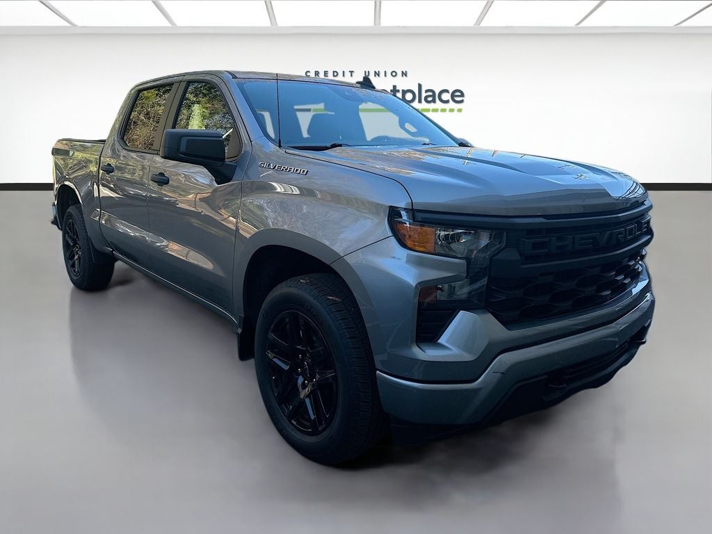 2024 Chevrolet Silverado Custom
