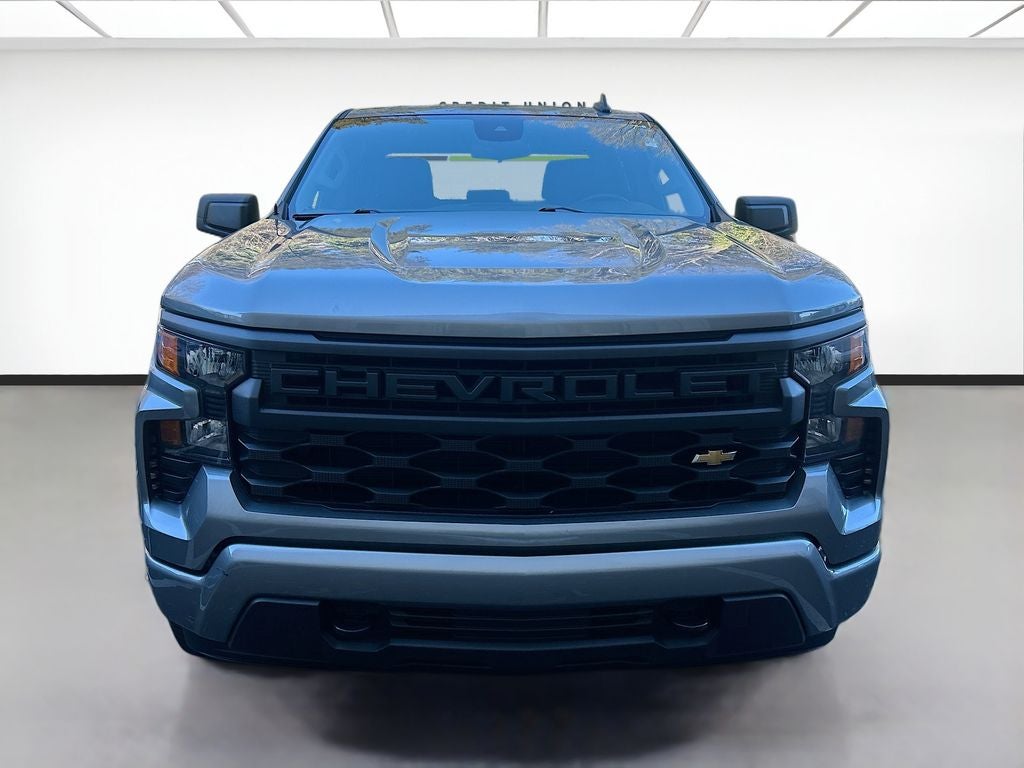 2024 Chevrolet Silverado Custom