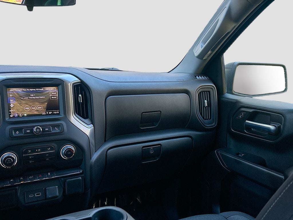 2024 Chevrolet Silverado Custom