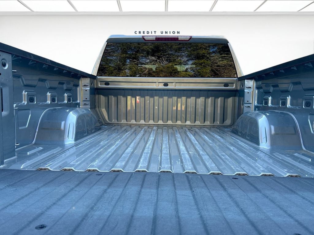 2024 Chevrolet Silverado Custom