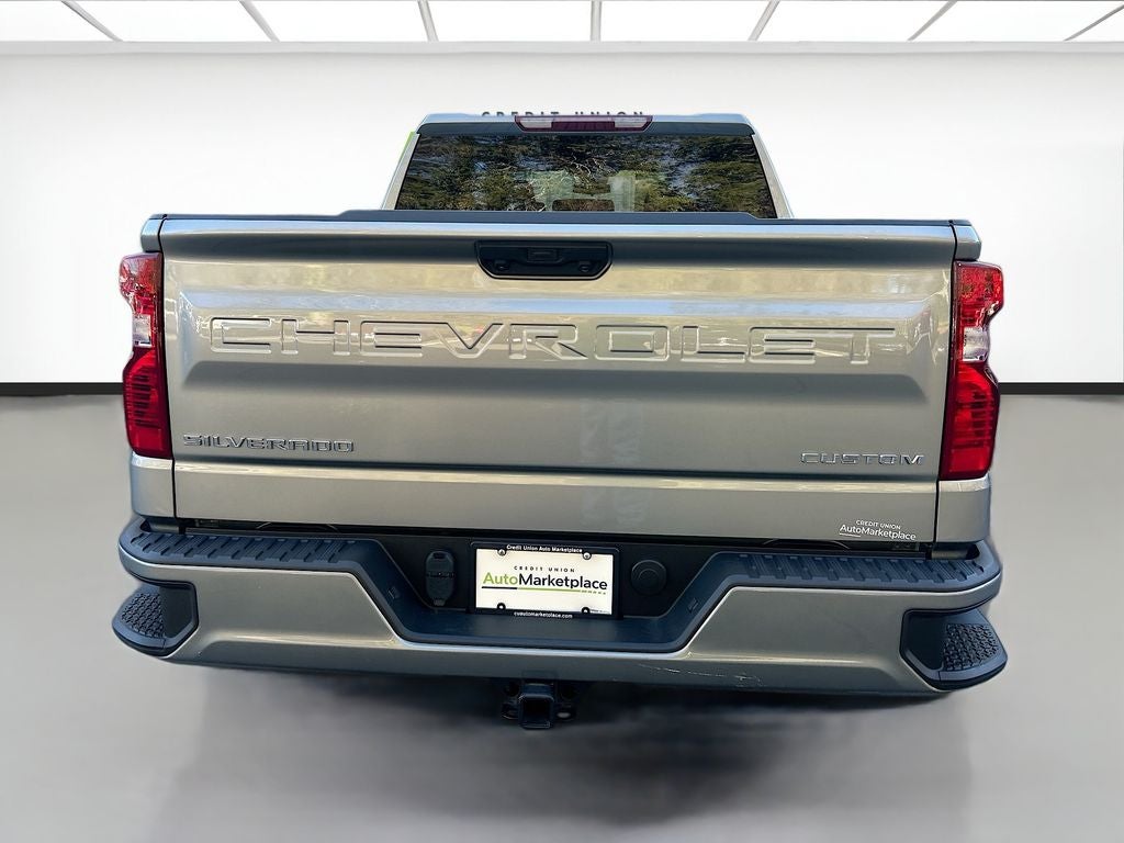 2024 Chevrolet Silverado Custom