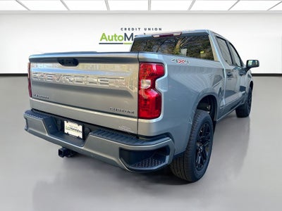 2024 Chevrolet Silverado Custom