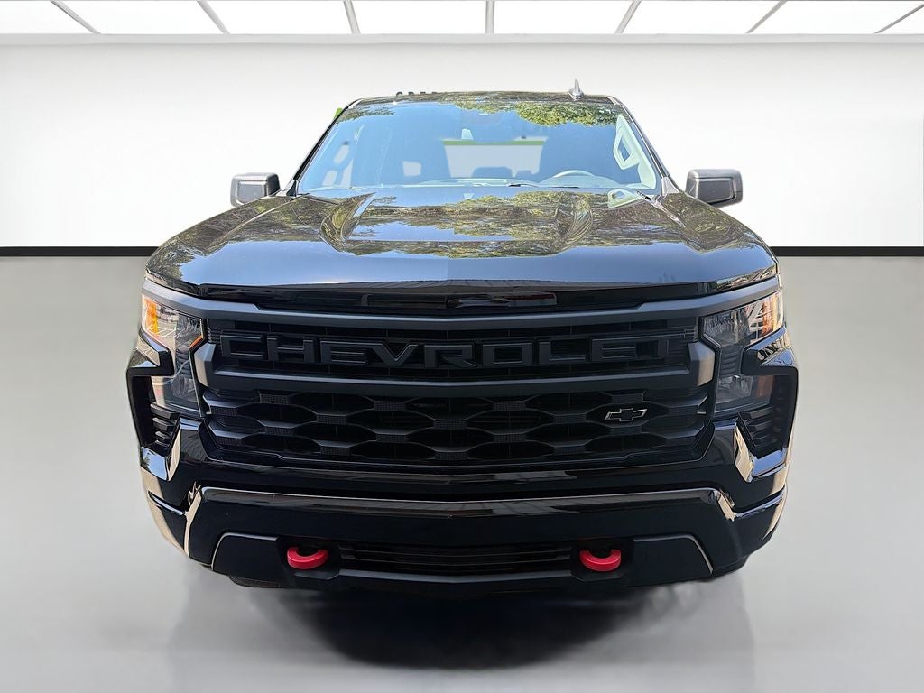 2025 Chevrolet Silverado Custom