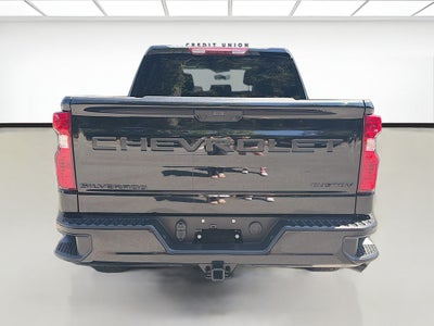2025 Chevrolet Silverado Custom
