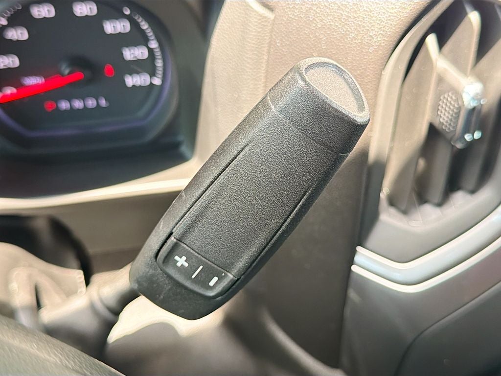 2025 Chevrolet Silverado Custom