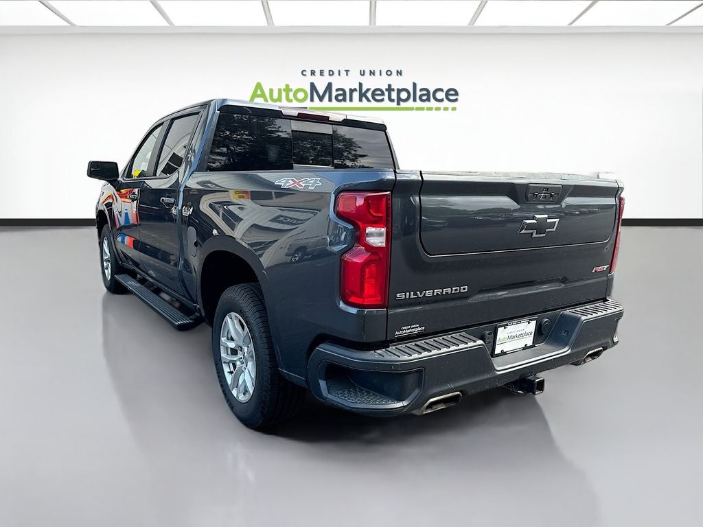 2022 Chevrolet Silverado RST
