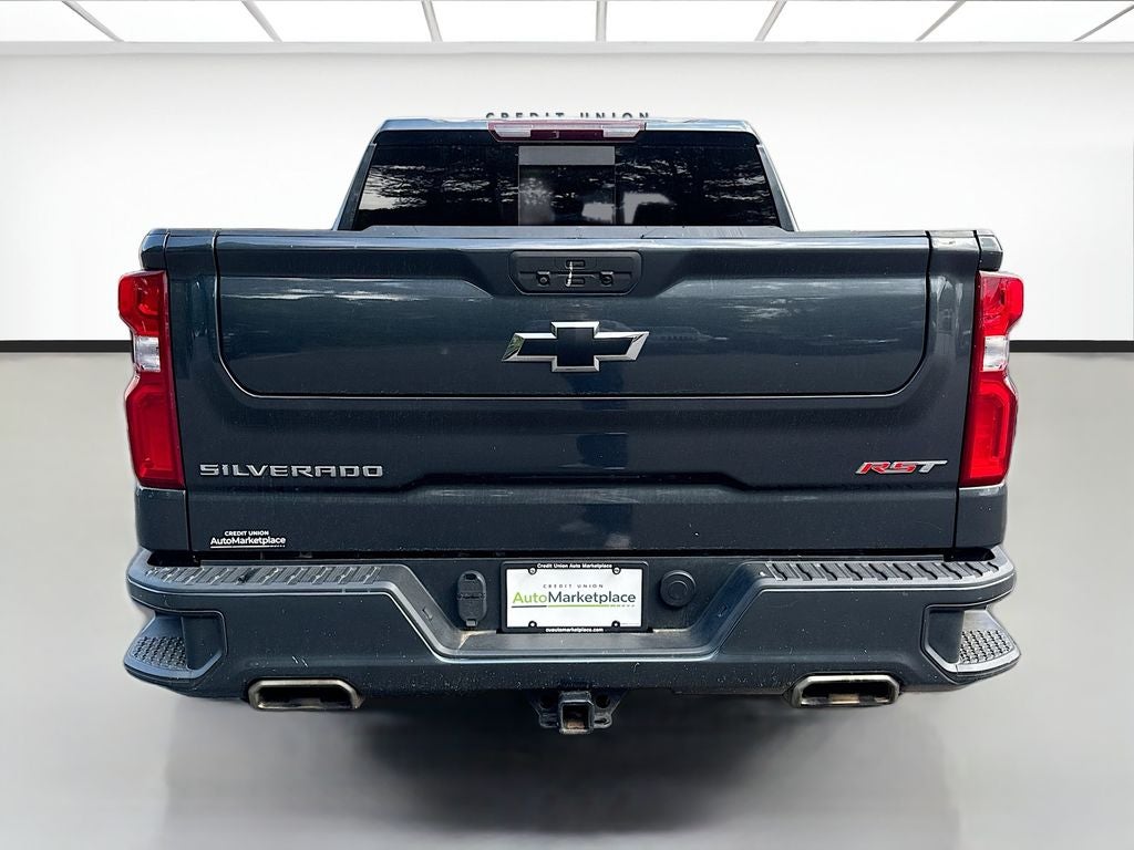 2022 Chevrolet Silverado RST