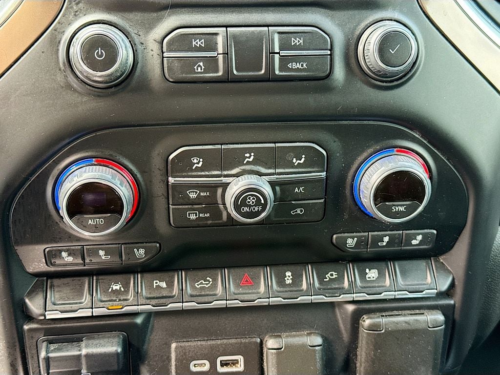 2022 Chevrolet Silverado High Country