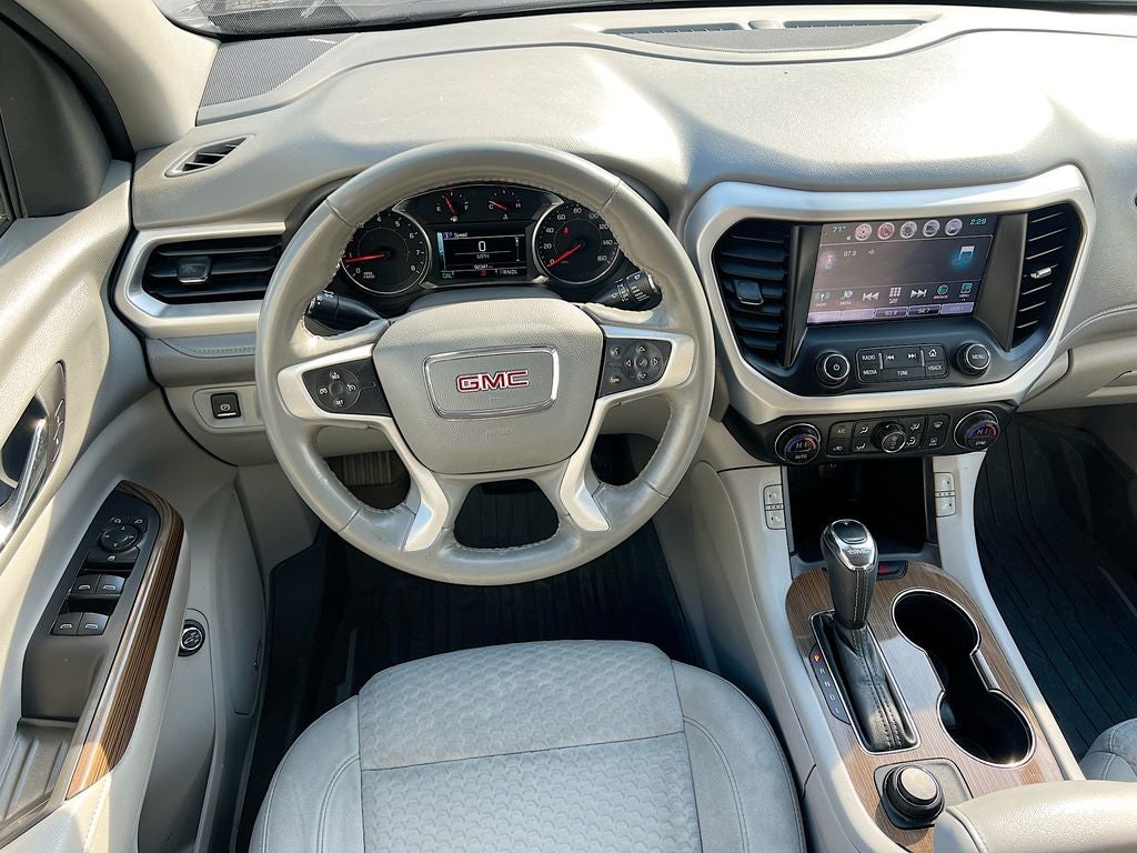 2018 GMC Acadia SLE