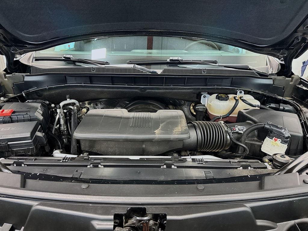 2025 Chevrolet Tahoe LS