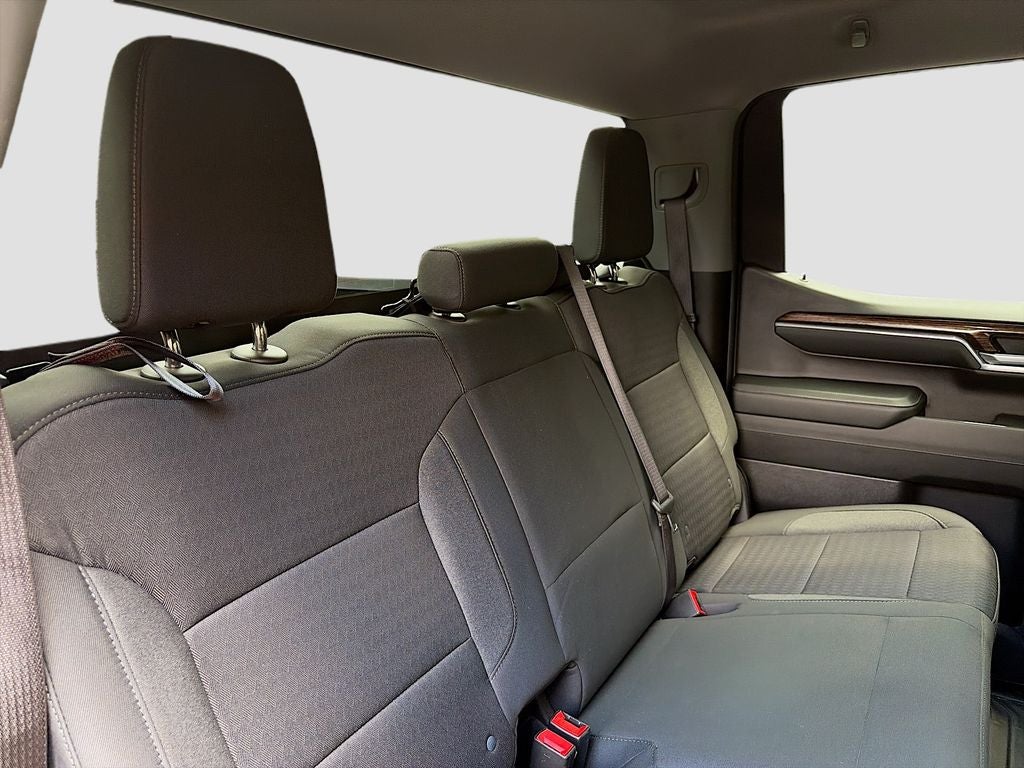 2024 GMC Sierra SLE