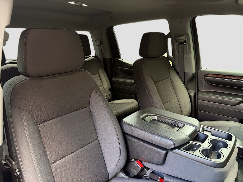 2024 GMC Sierra SLE