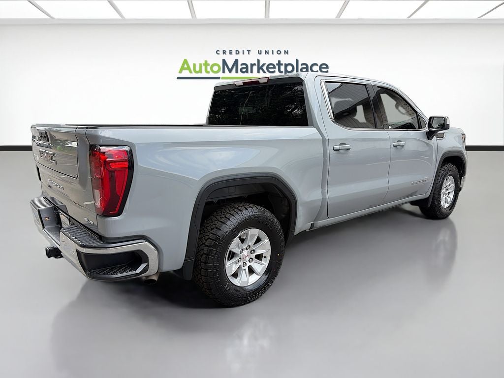 2024 GMC Sierra SLE