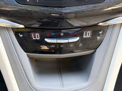 2022 Cadillac XT6 Premium Luxury