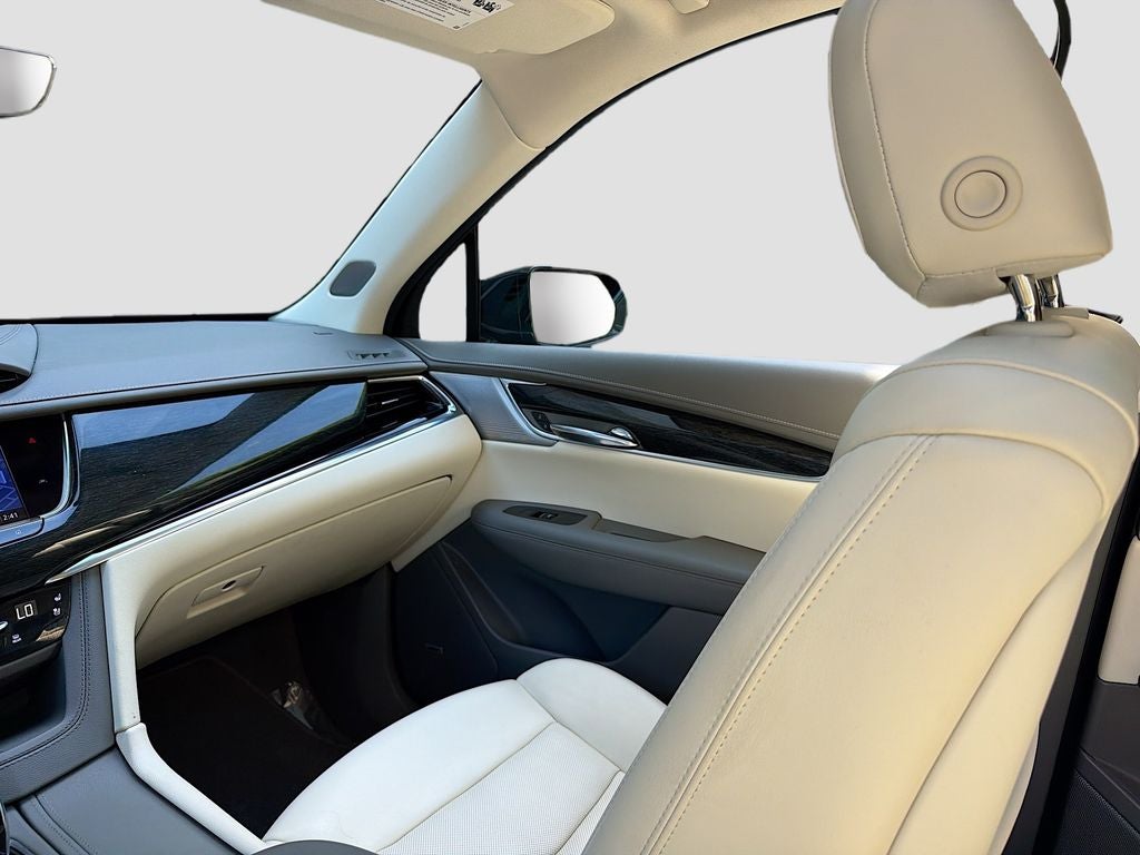 2022 Cadillac XT6 Premium Luxury