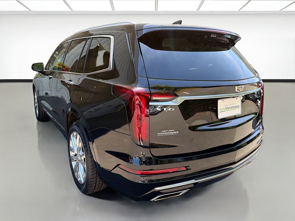 2022 Cadillac XT6 Premium Luxury