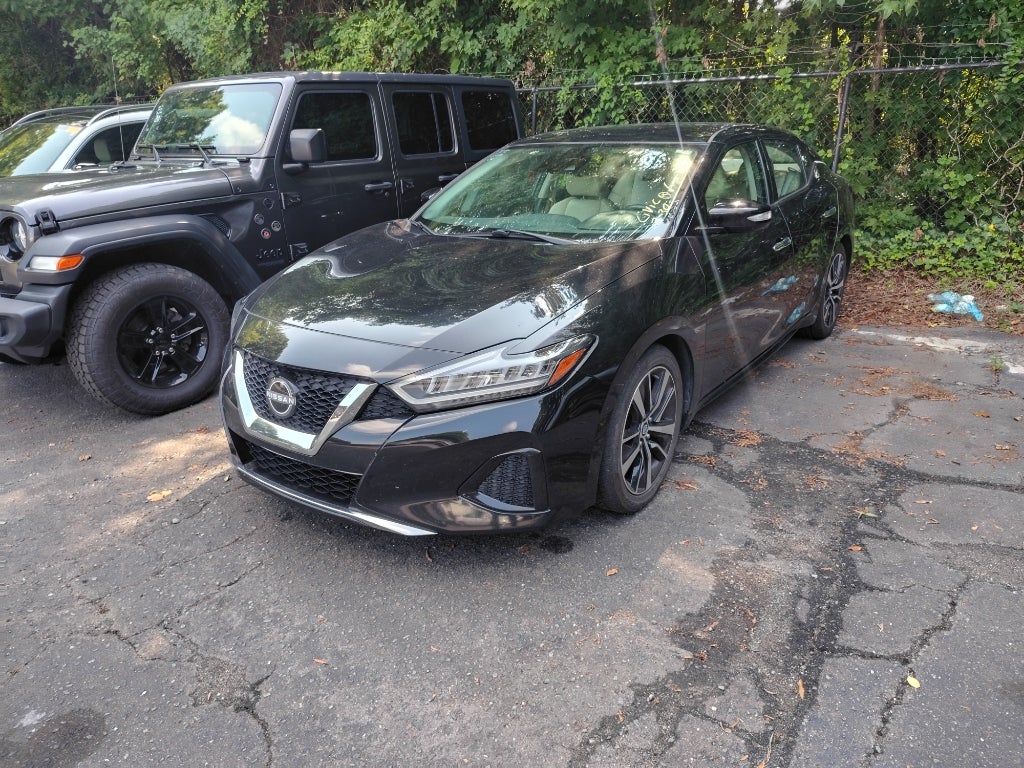 2023 Nissan Maxima SV