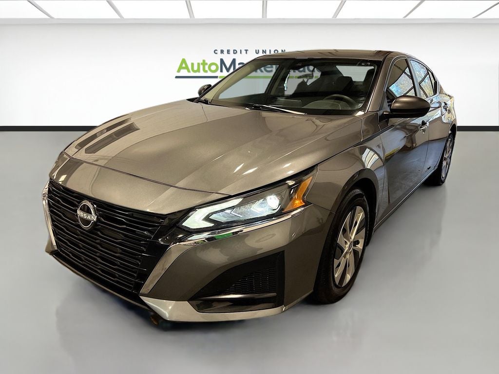 2025 Nissan Altima S