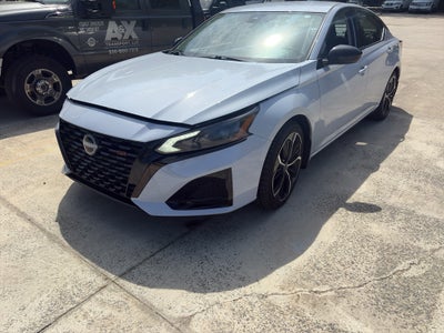 2023 Nissan Altima 2.5 SR