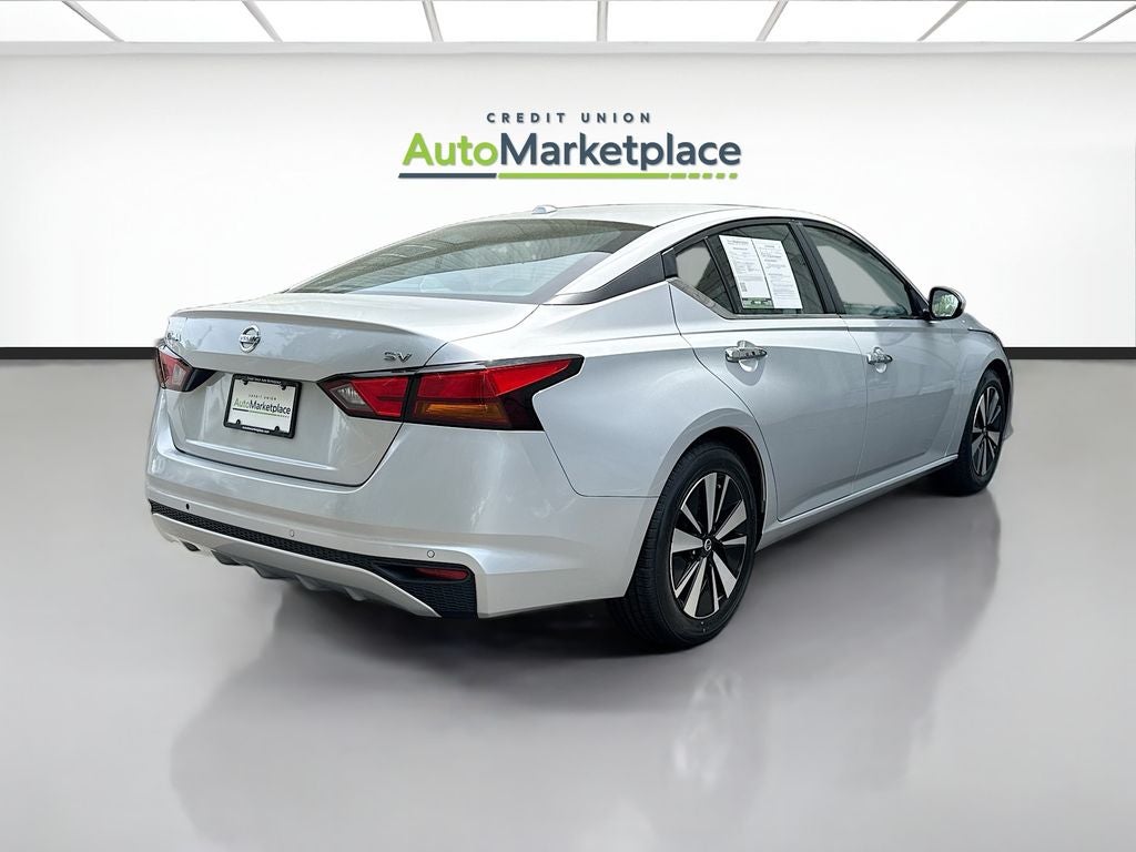 2022 Nissan Altima 2.5 SV