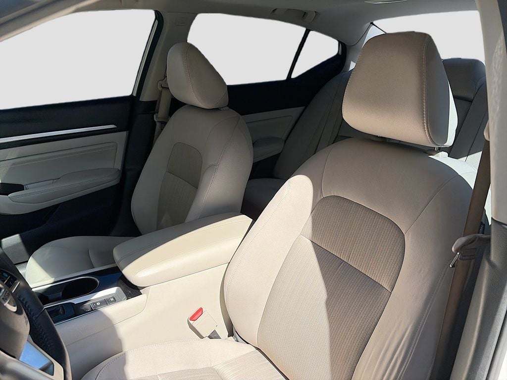 2020 Nissan Altima 2.5 SV