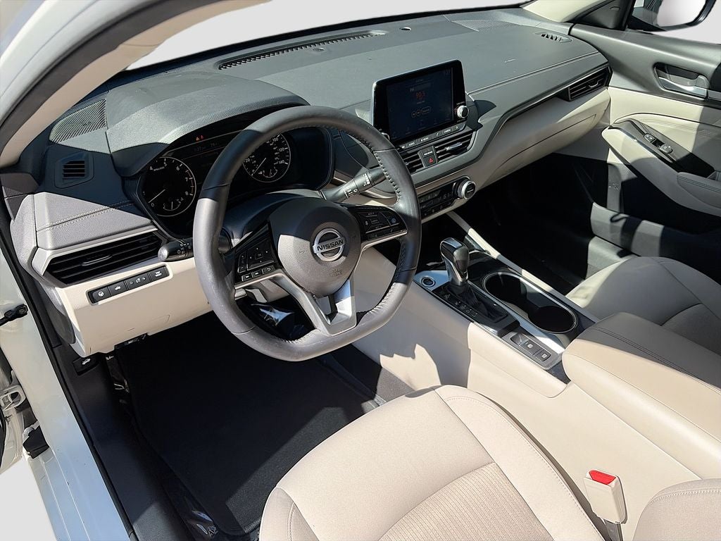 2020 Nissan Altima 2.5 SV