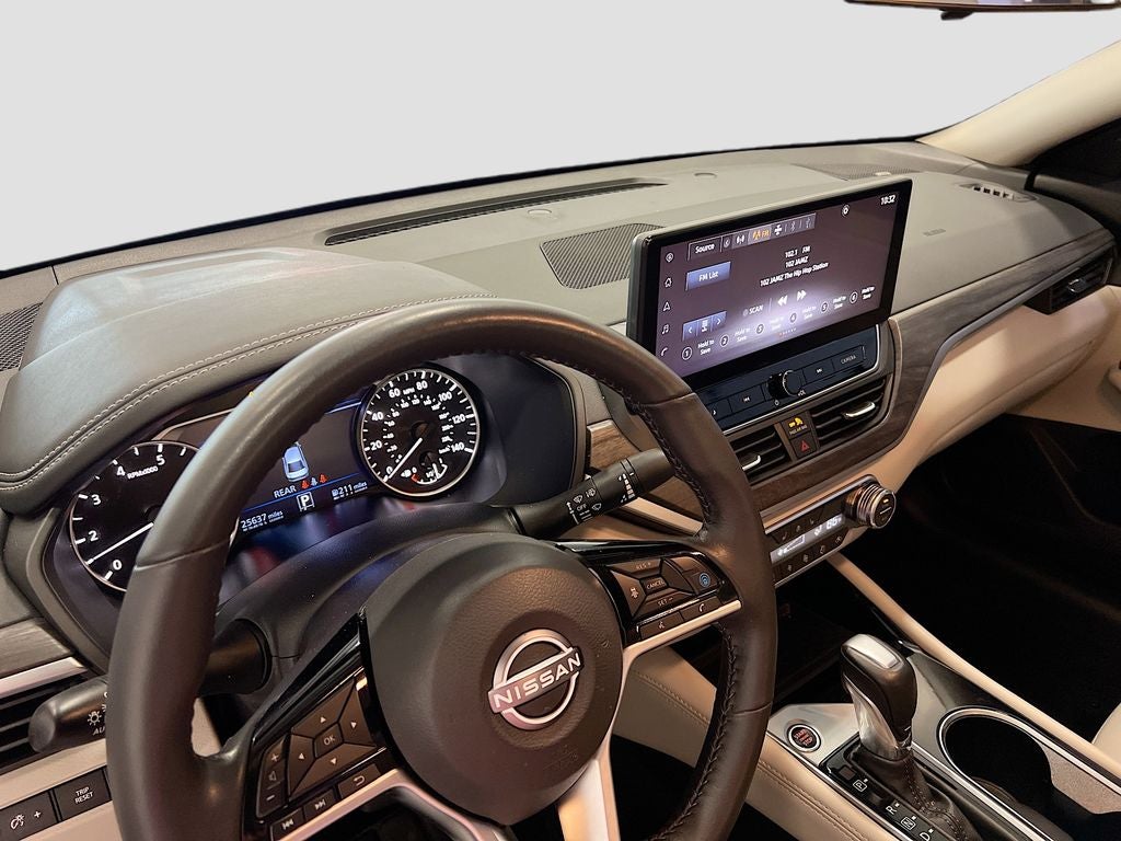 2023 Nissan Altima 2.5 SL