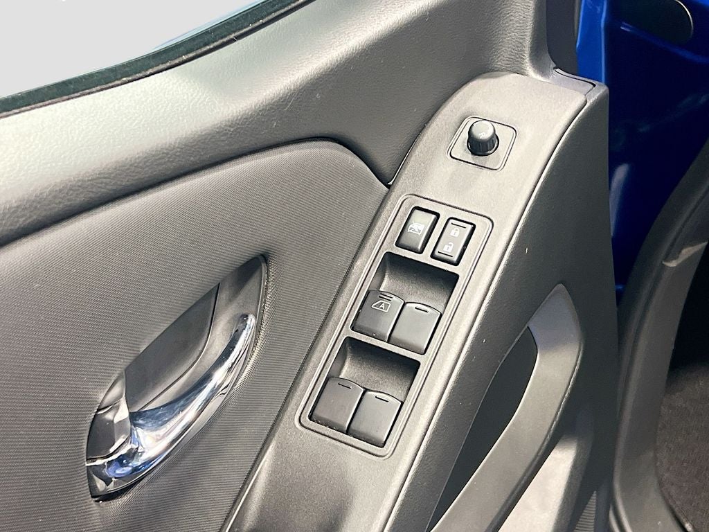 2024 Nissan Frontier SL